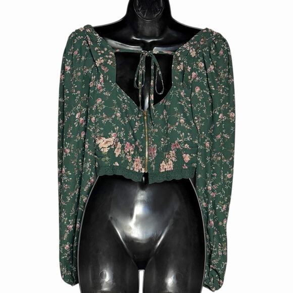 ALTAR’D STATE FOREST GREEN CROP TOP BOHO FLORAL LACE FAIRY COTTAGECORE M NWT $68 - Picture 3 of 7